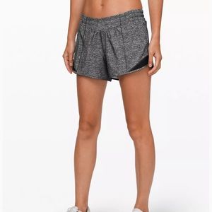 LuluLemon Hotty Hot 4 inch Shorts